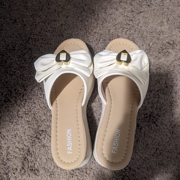 Platform Sandals - Picture 4 of 4